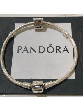 Pandora Sterling Silver 7" Snakechain Starter Bracelet w/ Letter D Charm 790323D